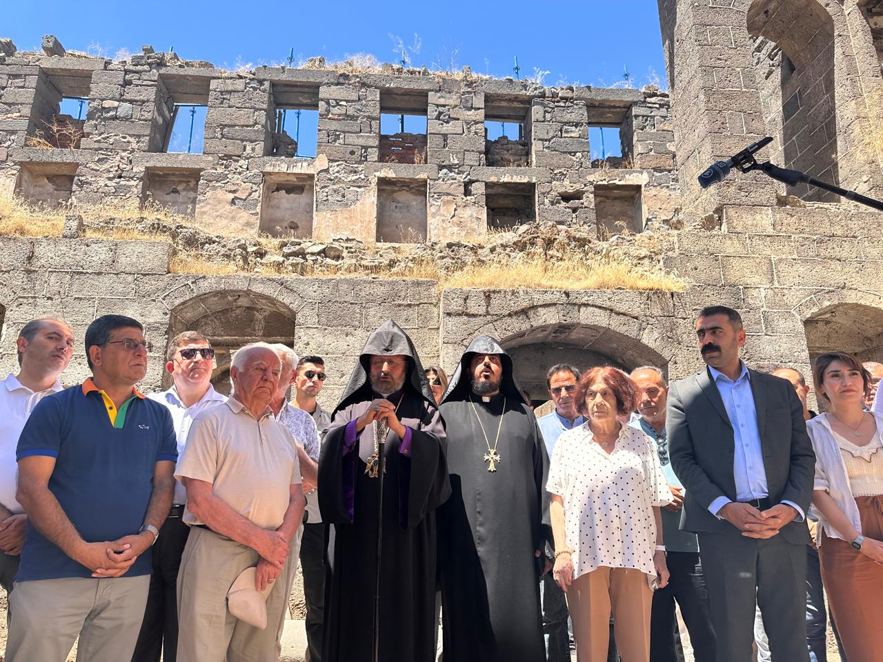 Diyarbakır Surp Sarkis Kilisesi’nin restorasyonu başladı